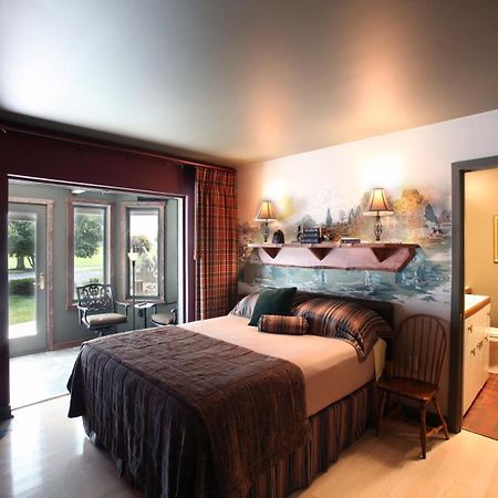 Twin Pine Manor Bed & Breakfast Ephrata Bagian luar foto