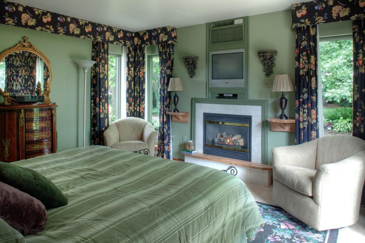 Twin Pine Manor Bed & Breakfast Ephrata Bagian luar foto
