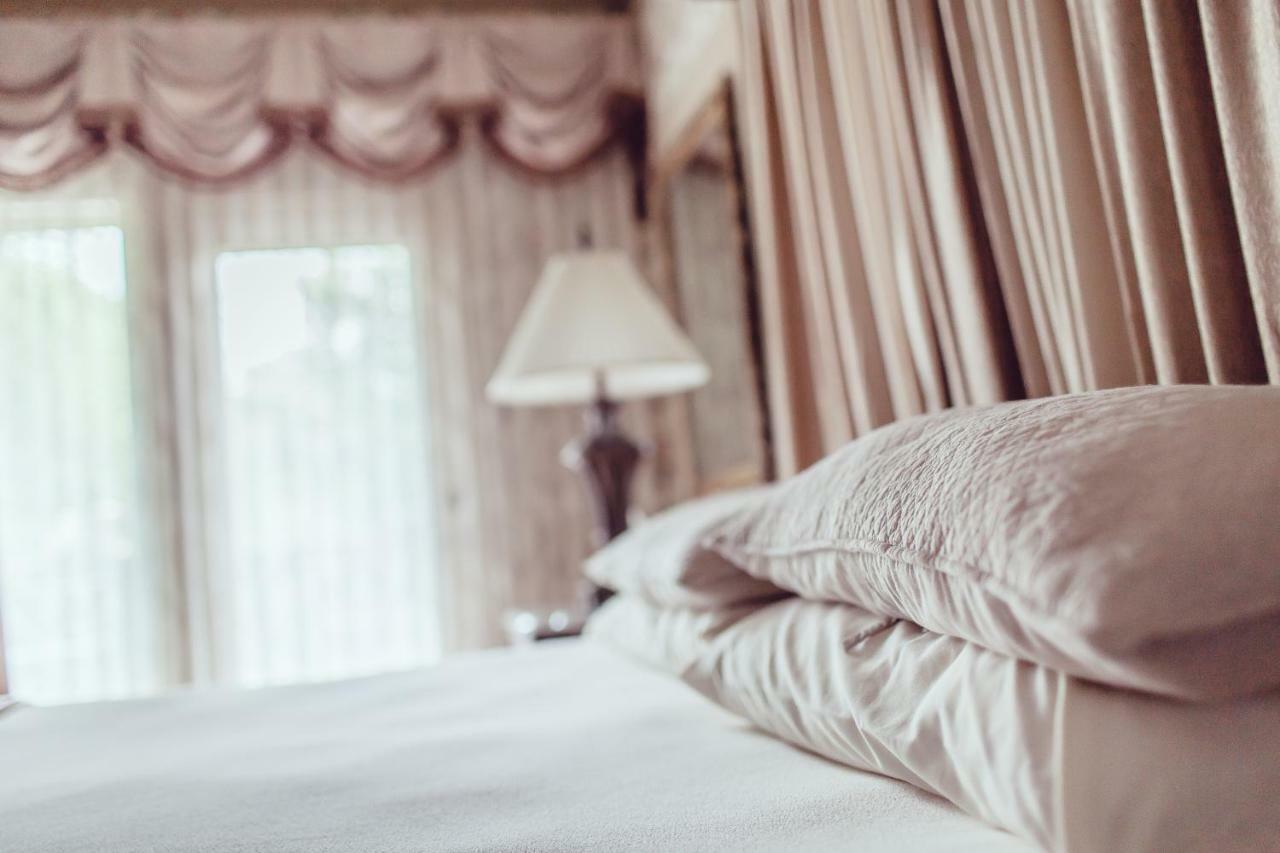 Twin Pine Manor Bed & Breakfast Ephrata Bagian luar foto